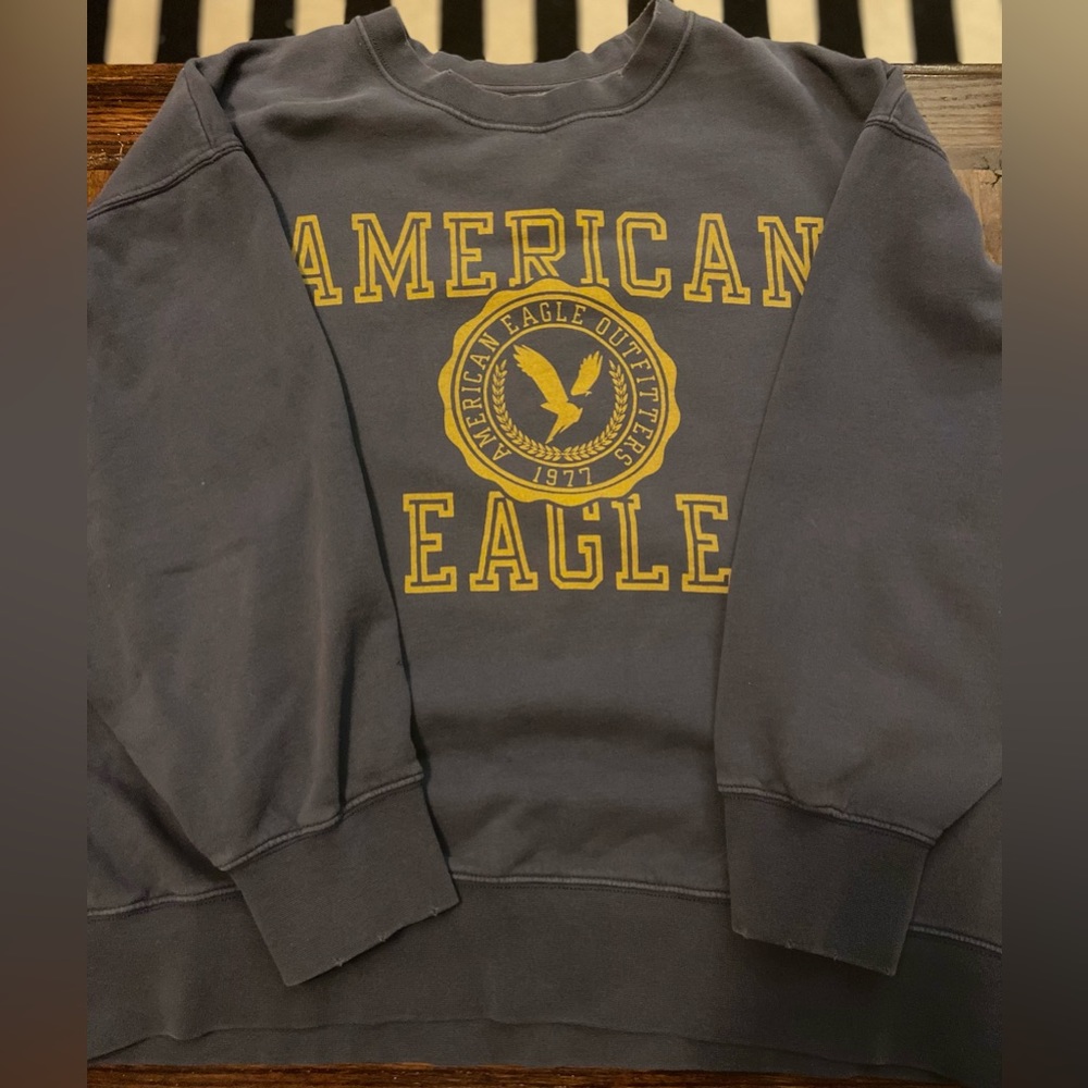 American Eagle Crewneck